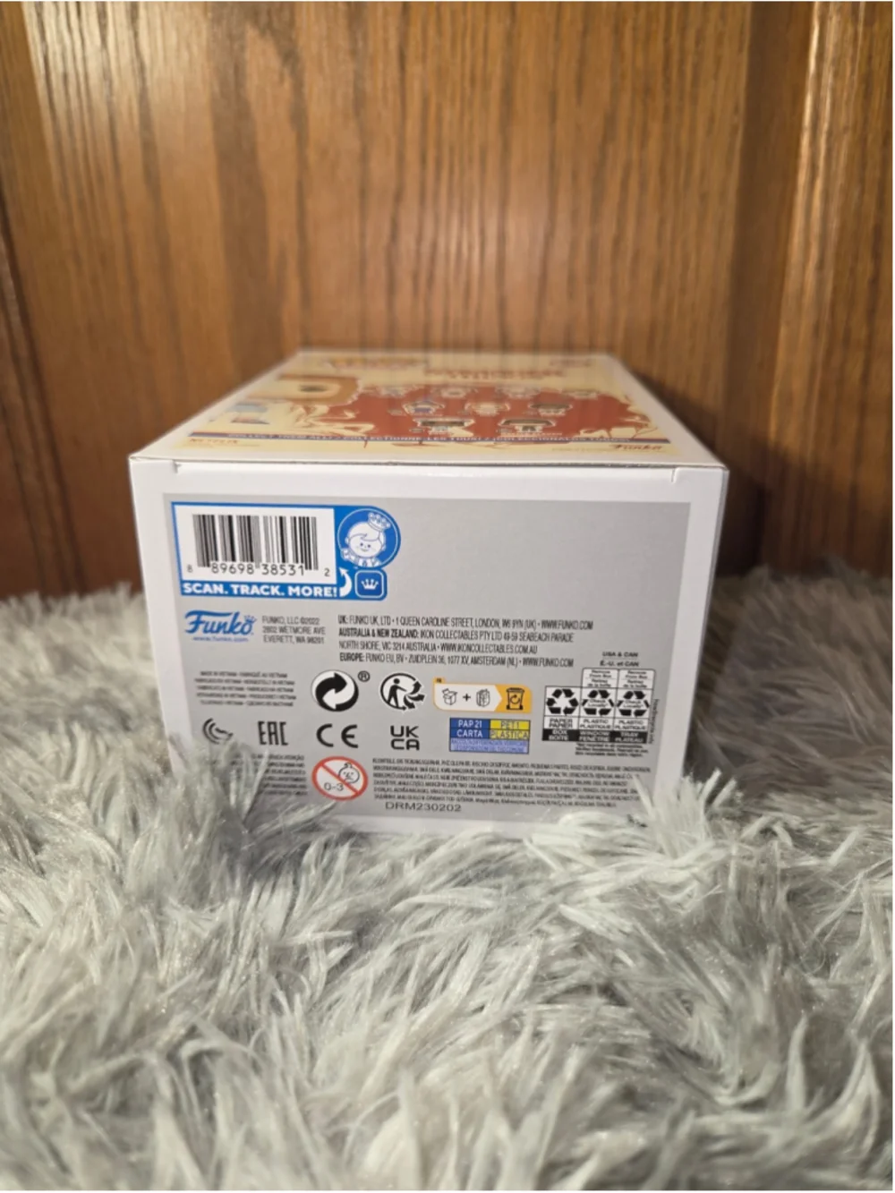 Funko Pop! Max from Stranger things #806 with soft protector